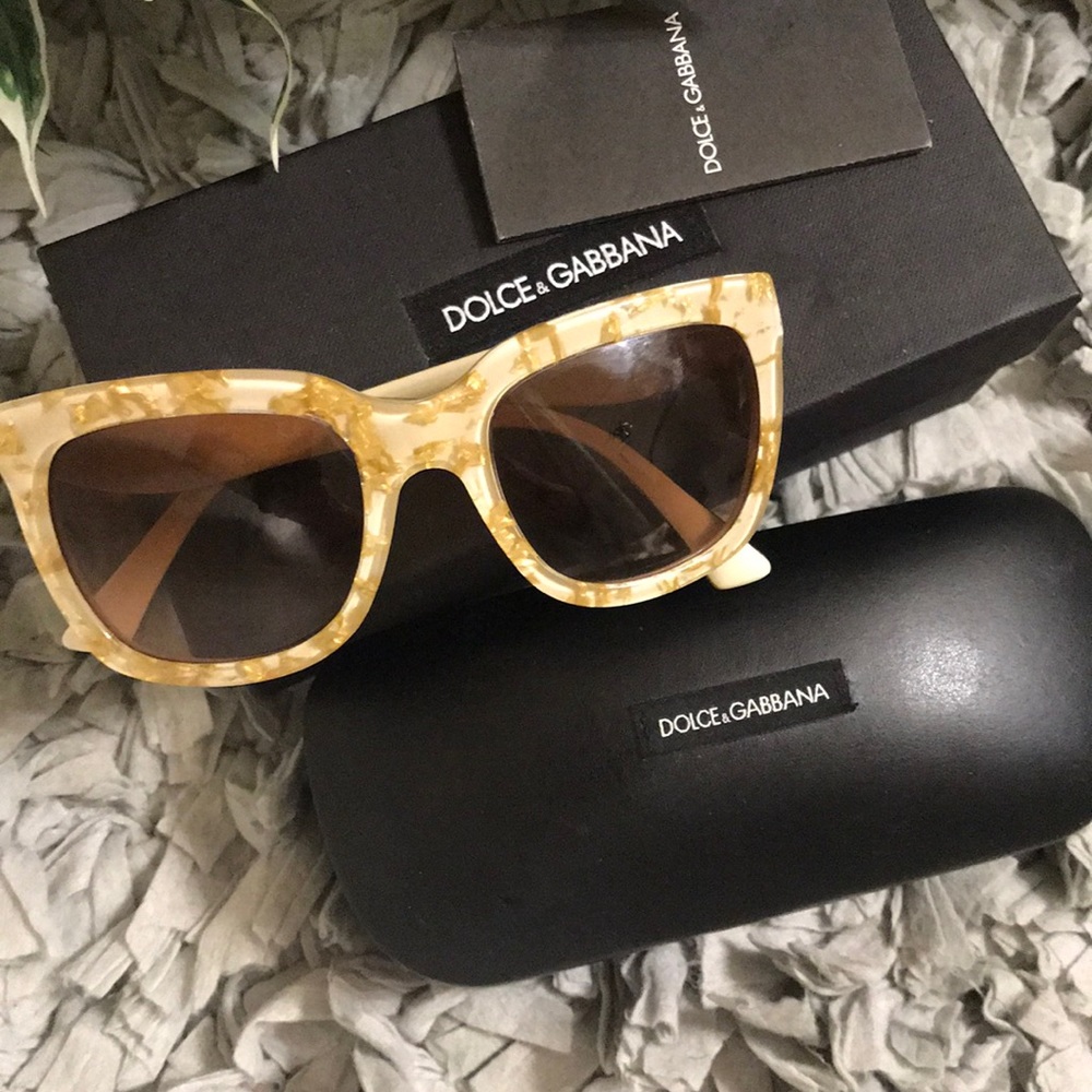 Dolce & Gabbana D&G  Shades/Sunglasses/Sunnies - Picture 3 of 5